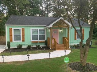 1370 Almont Dr SW, Atlanta, GA 30310