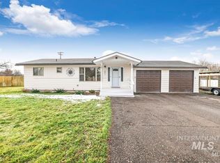601 9th Ave E, Gooding, ID 83330