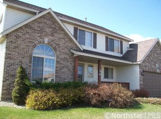 412 Wolfcreek Cir, Roberts, WI 54023