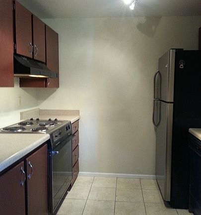 3rd image of 4731 176th St SW APT K1
