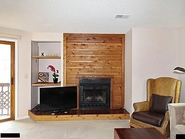 2892 Shadow Creek Dr #203 — Photo 2