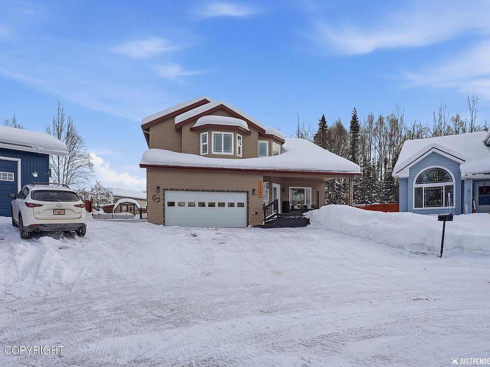 1st image of 12241 Woodchase Cir
