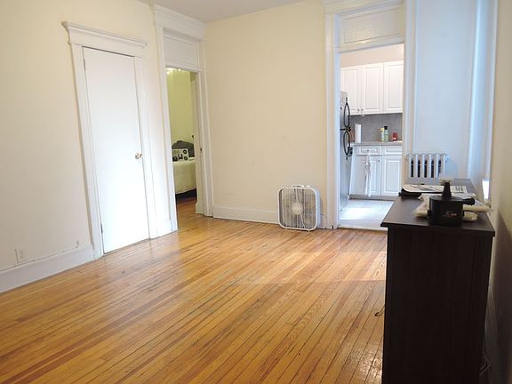2nd image of 4474 21st St APT 5