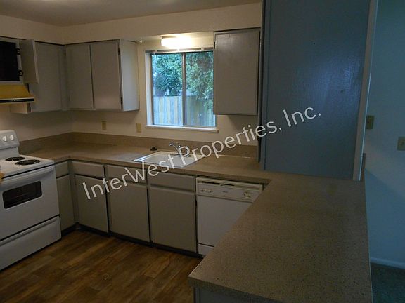 3rd image of 6625-6627 SW 201st Ct #6625