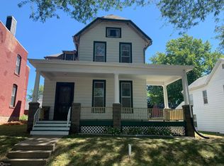 928 N 4th St, Burlington, IA 52601