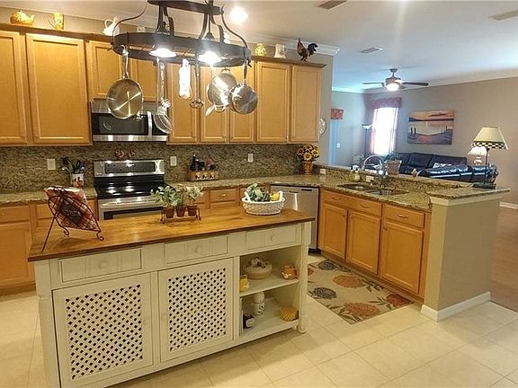 4th image of 4173 Lenox Blvd