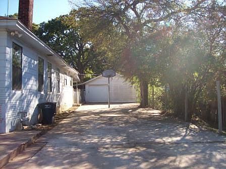 2nd image of 5434 N Hampshire Blvd
