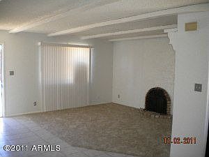 4th image of 936 S Oakwood Dr