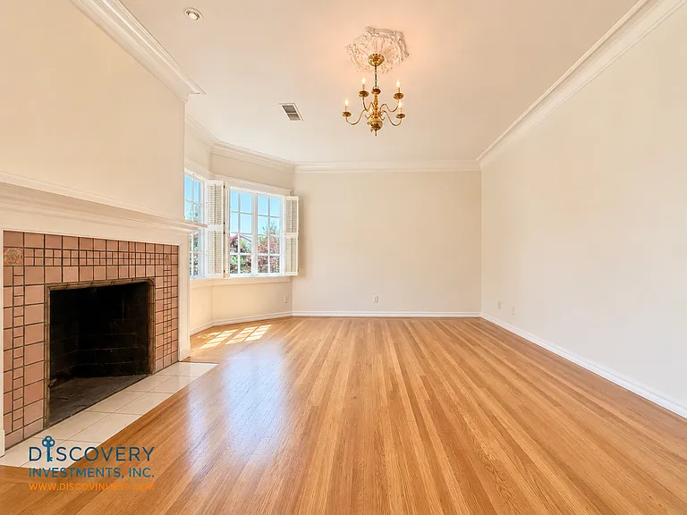 2301 Virginia St #3 — Photo 14