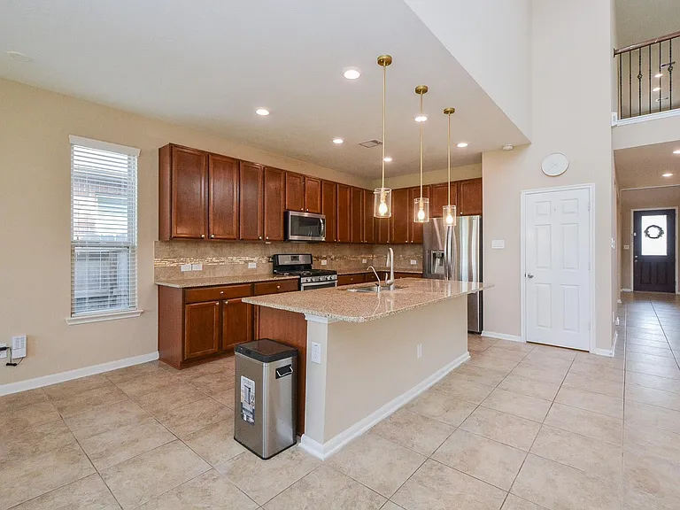 8019 Cheyenne Hills Trl — Photo 11