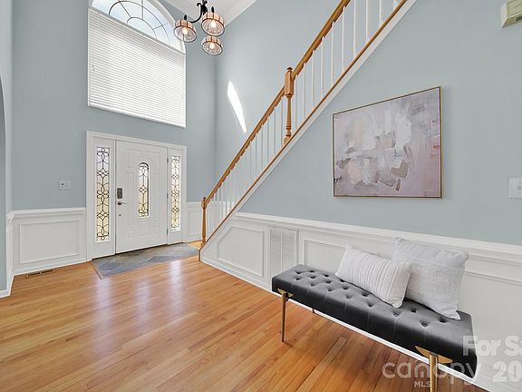4th image of 2312 Oberwood Dr