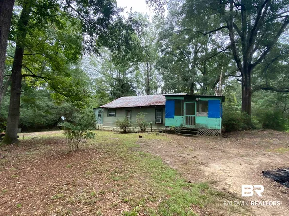 96 Russell Ln, Brewton, AL 36426