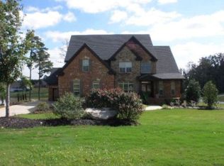 402 Delaperriere Loop, Jefferson, GA 30549