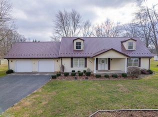 1563 Pike St, Wabash, IN 46992