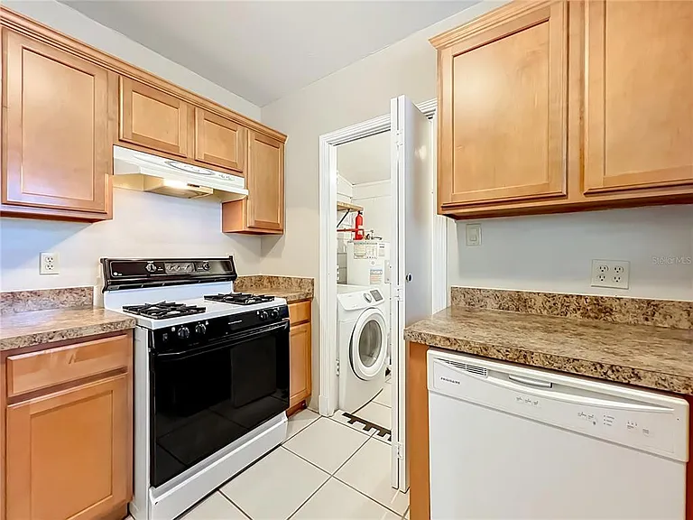 21 N Mills Ave — Photo 15