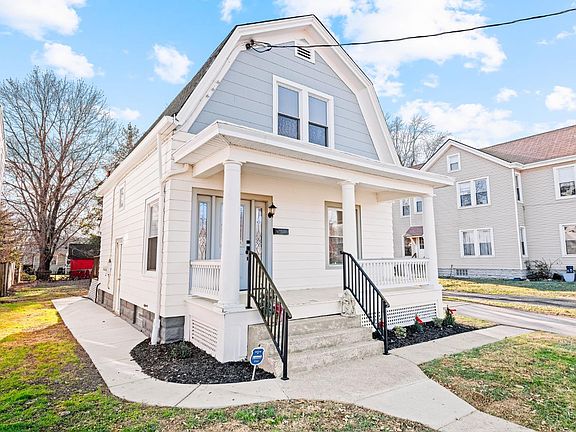 3rd image of 2743 Norwood Ave