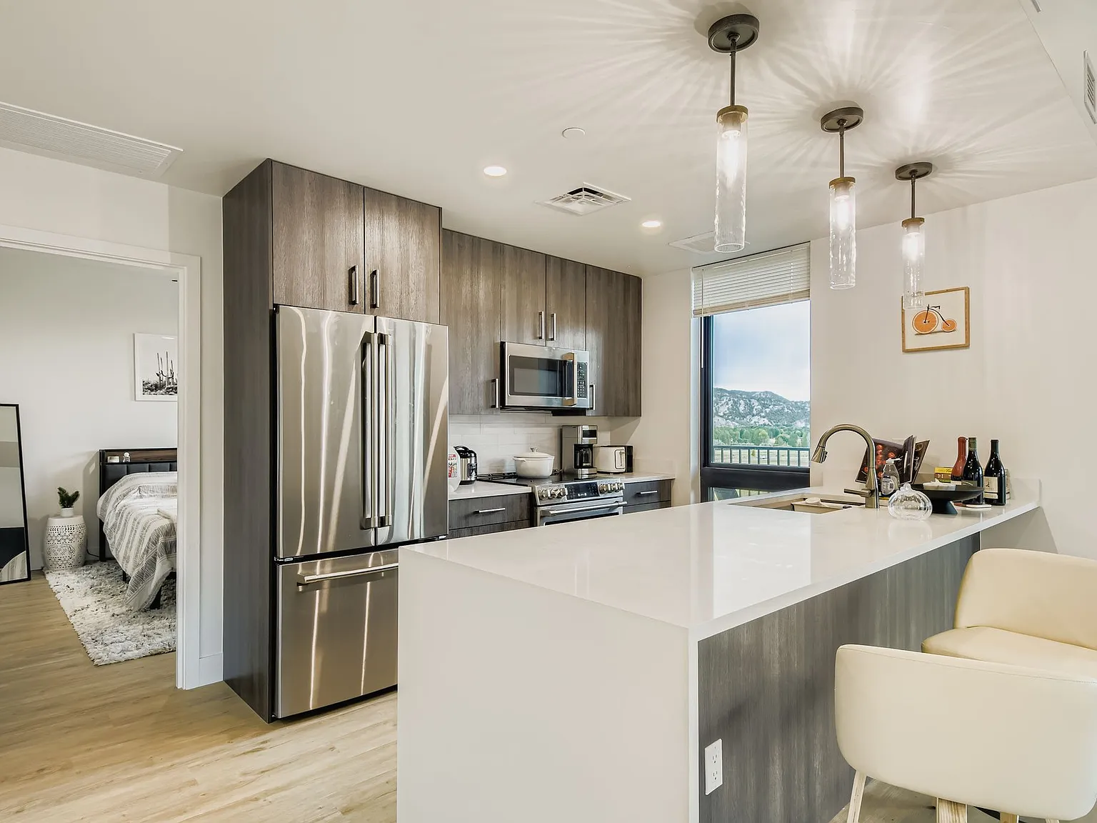 2 bed, 1085 sqft, $3,750 — Photo 4