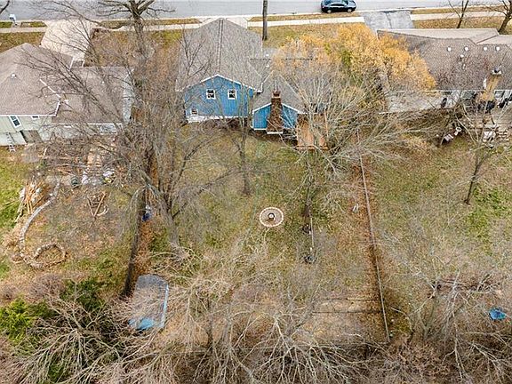 3rd image of 1202 SW Walnut St