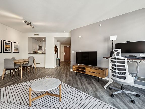 4th image of 388 Beale St Unit 11446