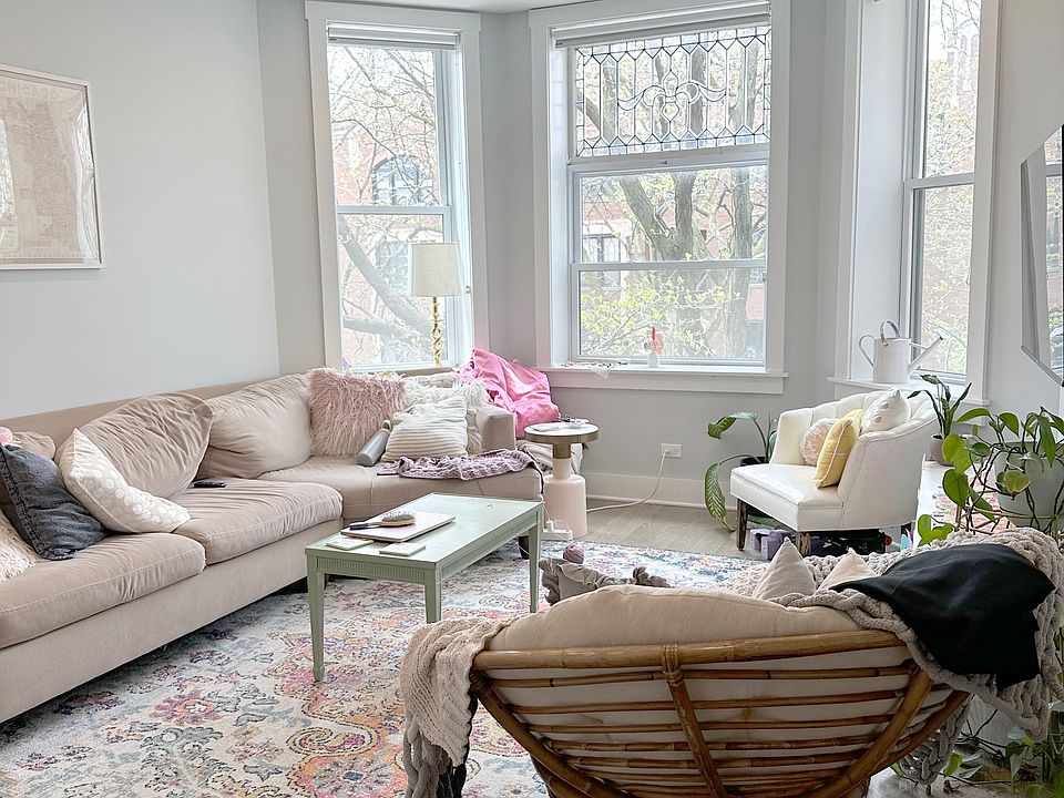 1st image of 3711 N Racine Ave #2