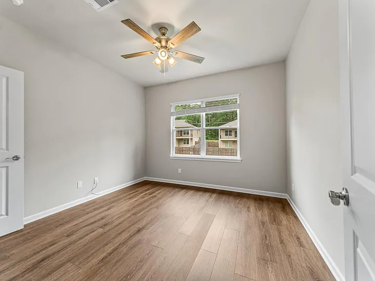 102 Cheyenne St — Photo 17