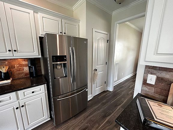 Formal Dining Passthrough