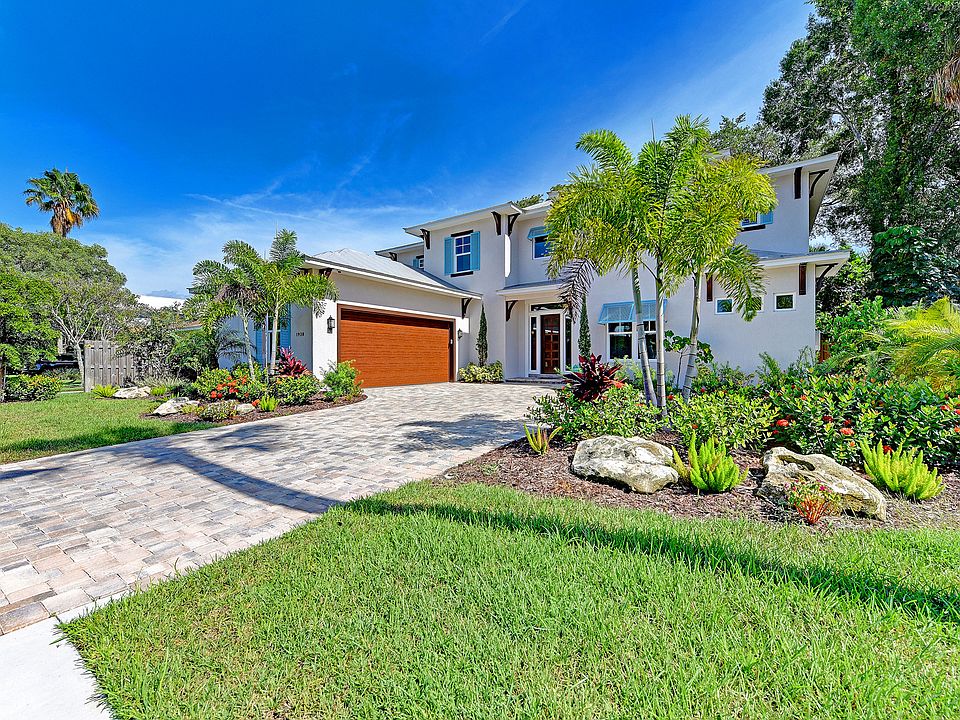 1st image of 1938 Hibiscus St