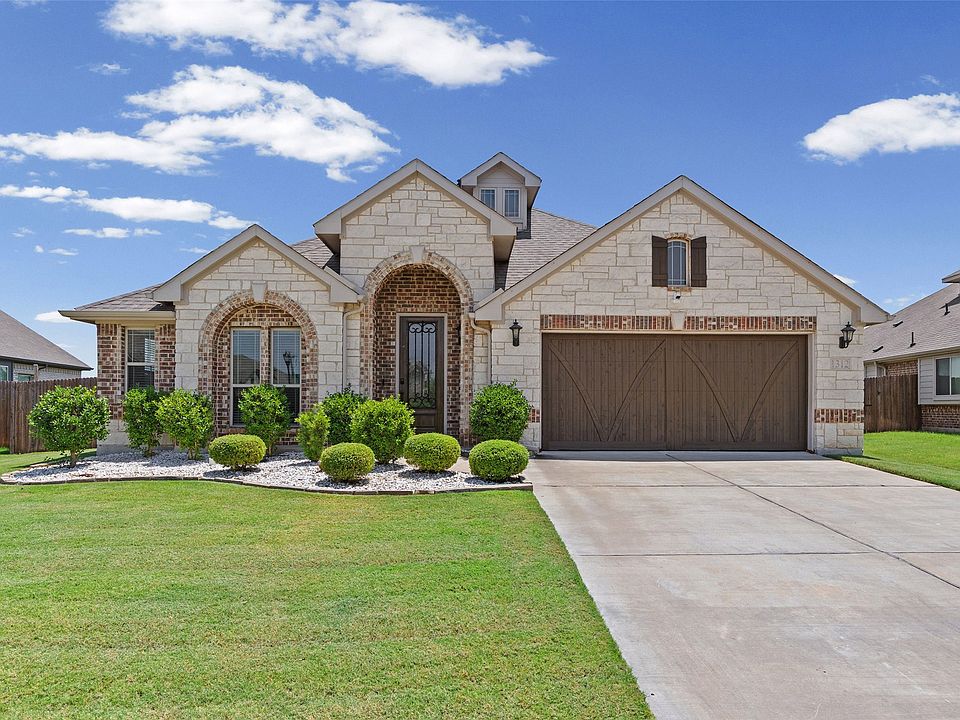 1st image of 1312 Thicket Dr