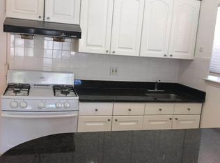 13218 57th Rd APT 3, Flushing, NY 11355