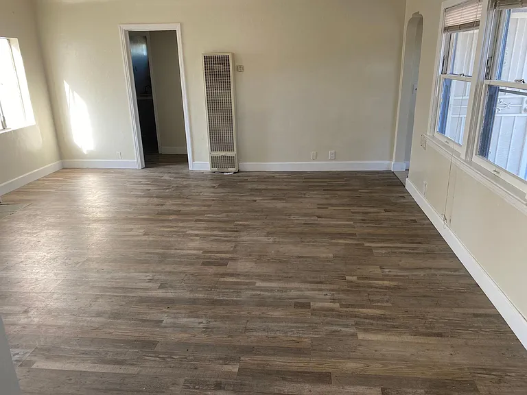 1035 W Peralta Way — Photo 4