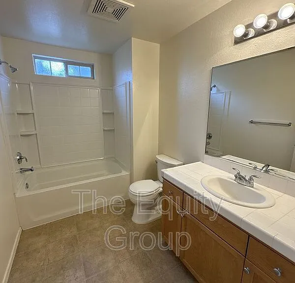 4223 W Walnut Ave #B — Photo 13