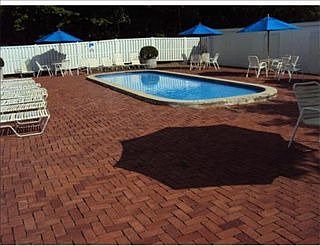5th image of 1 Bayberry Dr APT 4