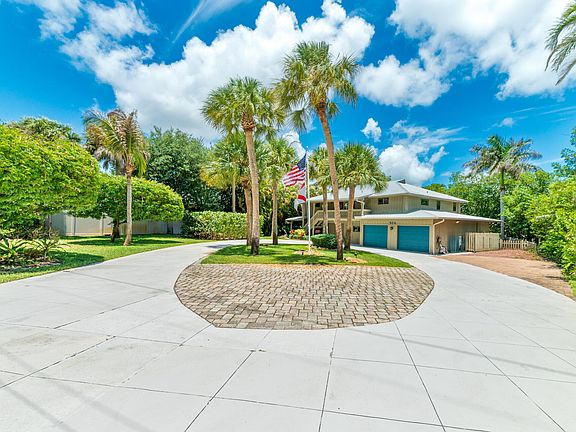 3rd image of 304 SW INDIAN GROVES Drive