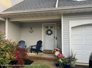 6 Bayview Ct, Long Branch, NJ