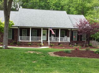 424 Pine St, Harrisburg, NC 28075