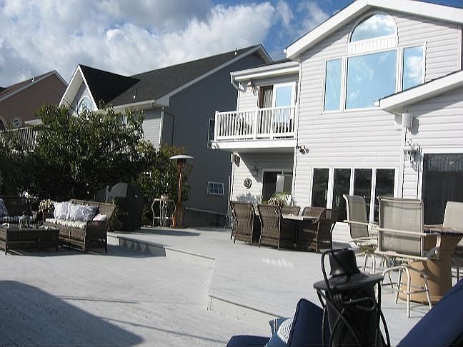 1st image of 17 Anchorage Dr