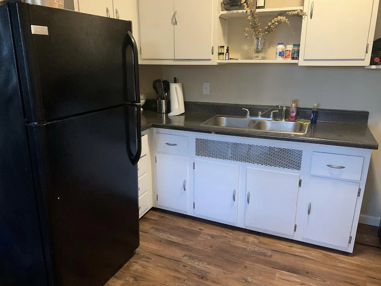 1 bed, 550 sqft, $750 — Photo 3
