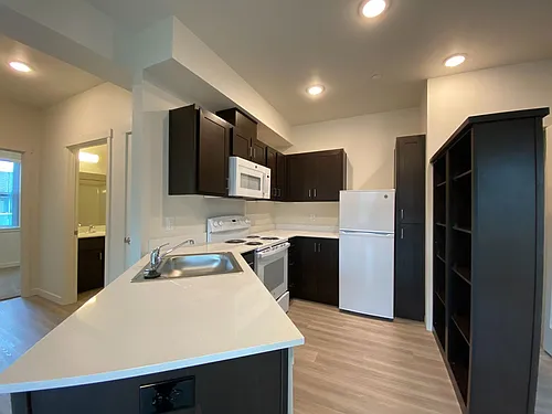 Floor plan 204