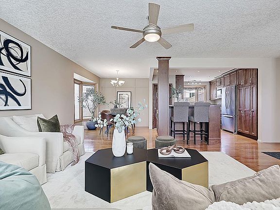 4th image of 44 S Granlea Pl SW