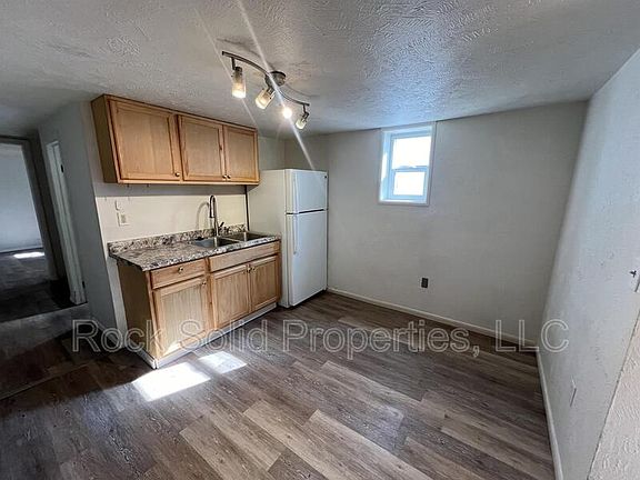 5th image of 2616 Ames Ave #2