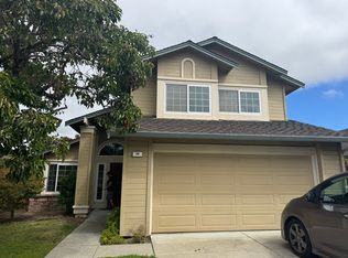 34 Ulster Pl, Alameda, CA 94502