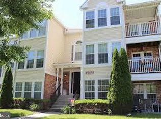 621 Deering Rd #1L, Pasadena, MD 21122