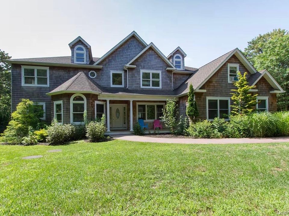 1st image of 155 Chardonnay Drive