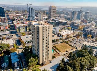 4540 8th Ave NE APT 1001, Seattle, WA