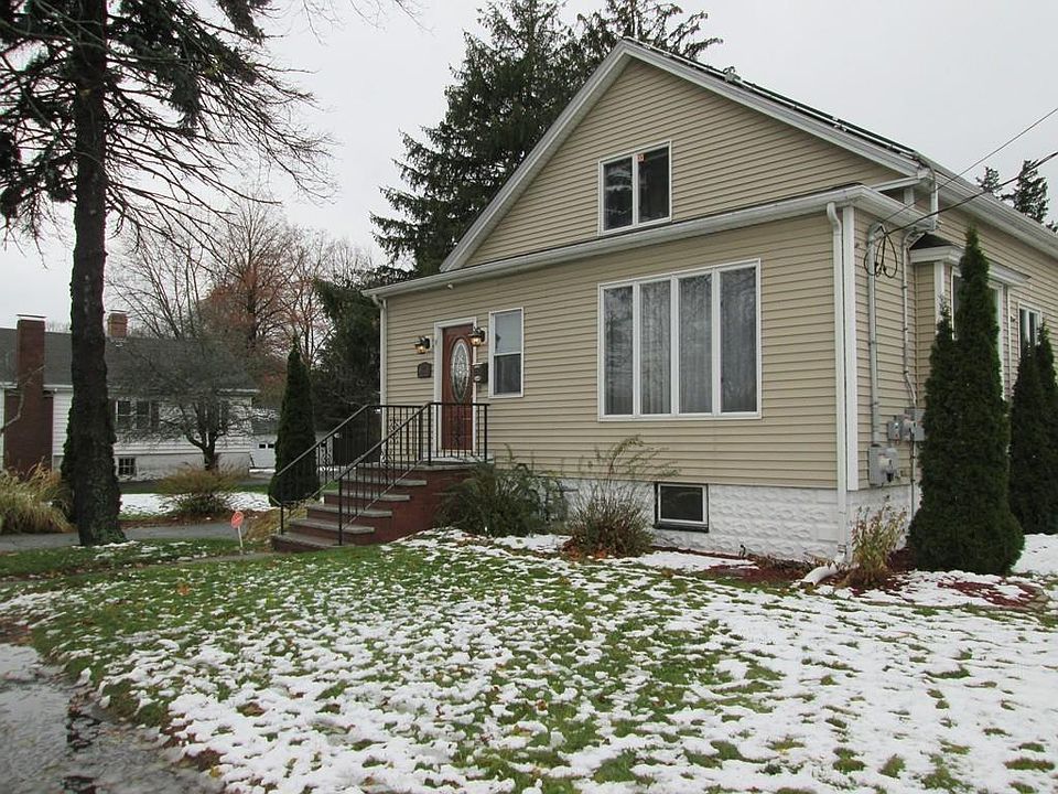 1st image of 140 Highland Ave
