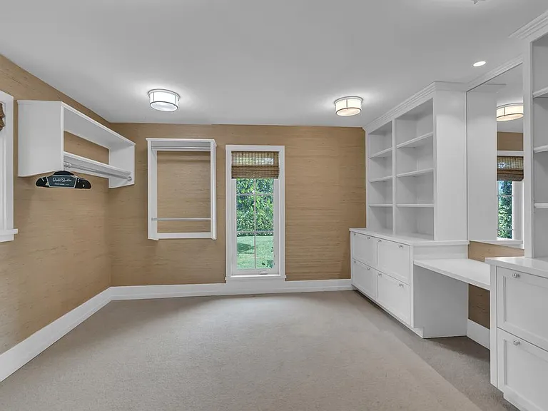 215 Live Oak Rd — Photo 21