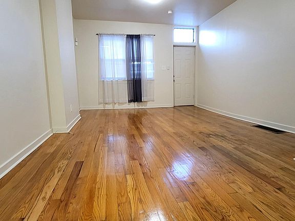 4th image of 1637 N Marston St