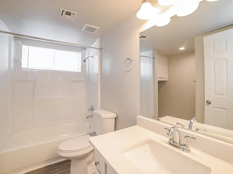 8925 W Virginia Ave — Photo 15