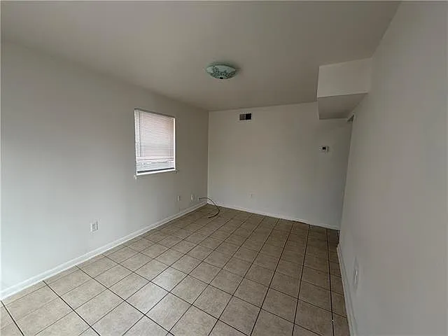 3413 Kent Ave #4 — Photo 6