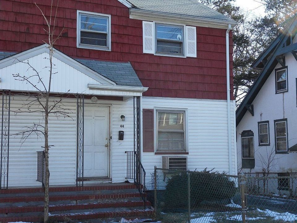 1st image of 44 Telford St